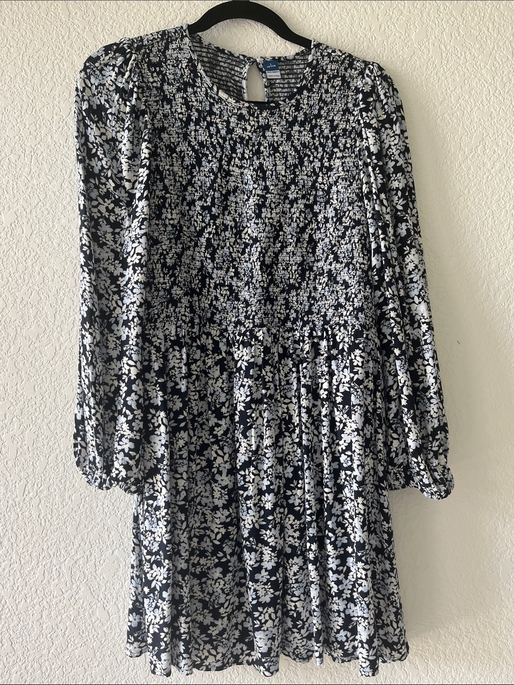 Old Navy navy blue and White Floral Mini Dress Large petite